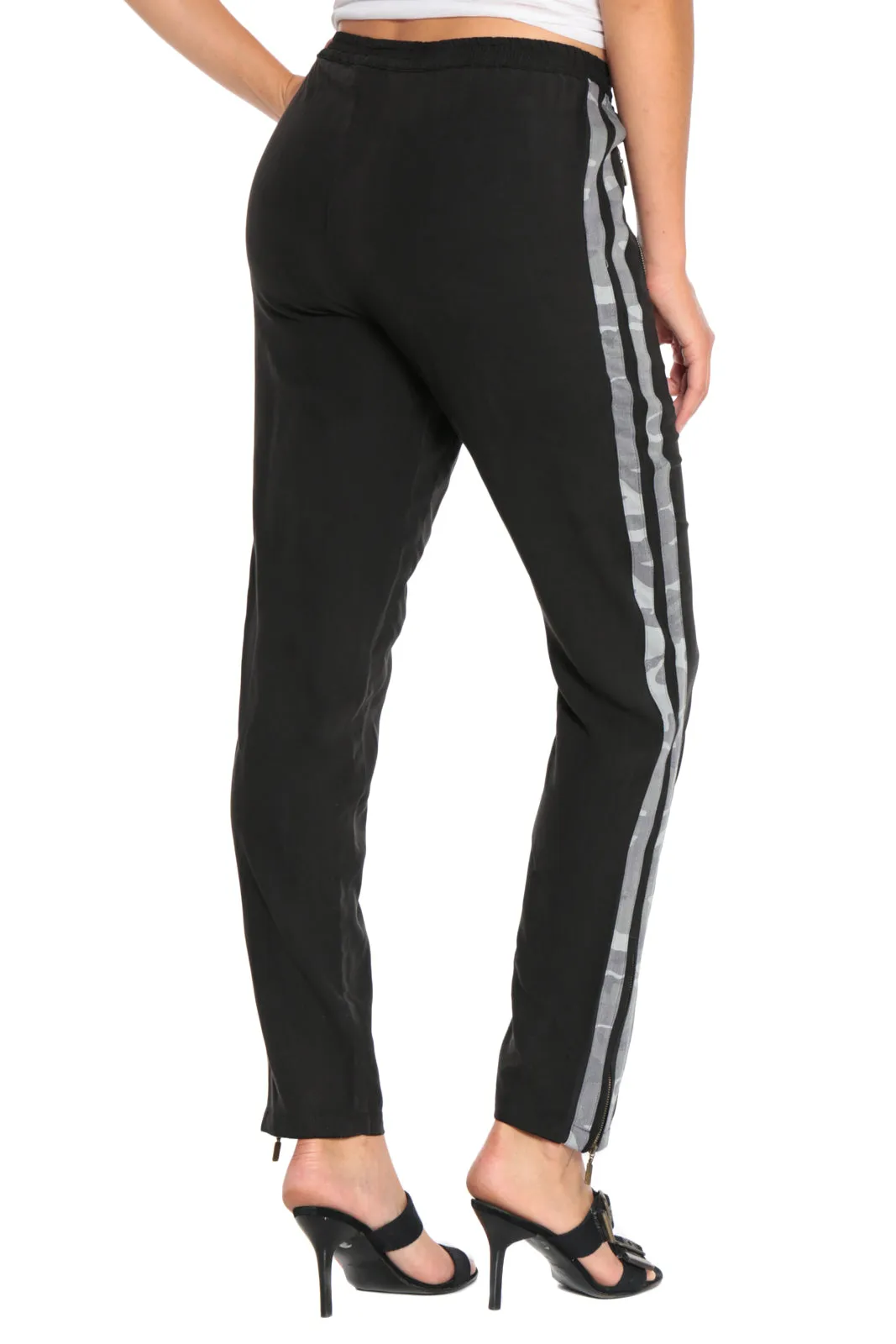 100% Silk relaxed pants with tapes in Caviar